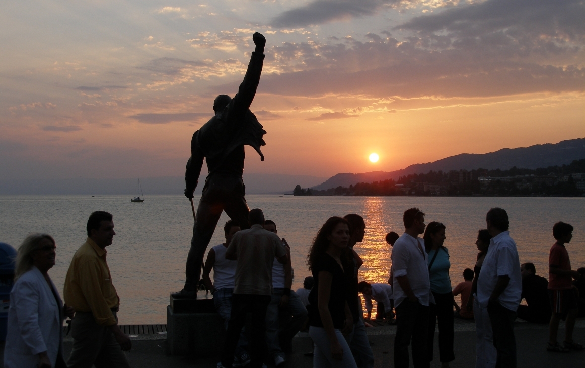 Foto 'Freddy_Statue_Montreux_Sunset'. Bernd Brägelmann, Wikimedia Commons