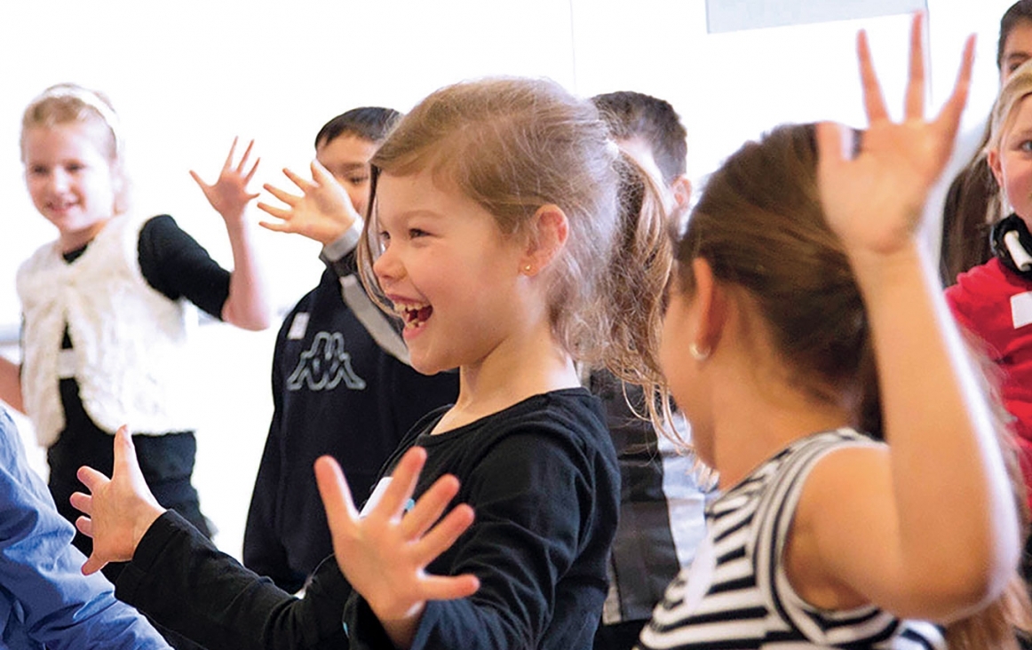 'Eén twee in de maat', kinderen aan het bewegen. Foto dansinschool.nl