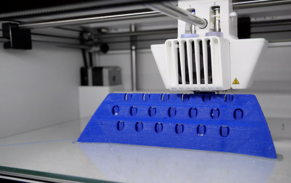 De Pyramide 76-2 - kleine accordeon wordt 3D geprint