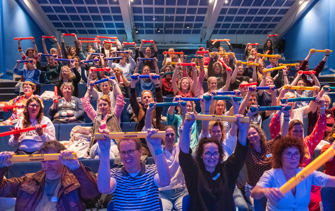 Spelen-met-Boomwhackers foto Michiel Wijnbergh