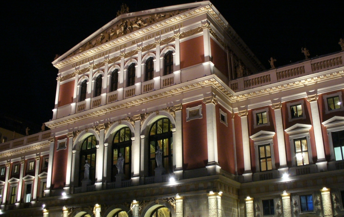 Wiener Musikverein. Vanuit dit gebouw wordt elk jaar het beroemde Nieuwjaarsconcert uitgezonden.