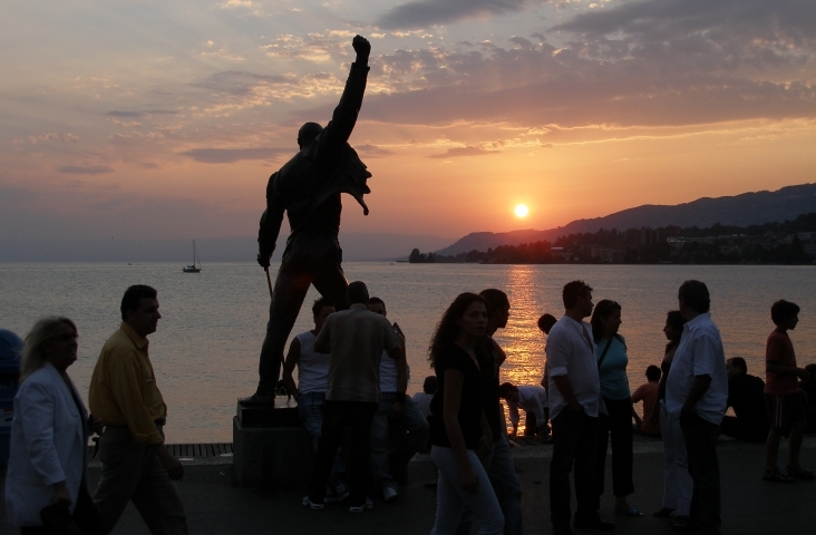 Foto 'Freddy_Statue_Montreux_Sunset'. Bernd Brägelmann, Wikimedia Commons