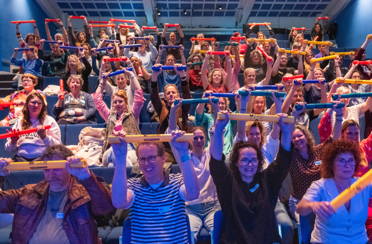 Spelen-met-Boomwhackers foto Michiel Wijnbergh
