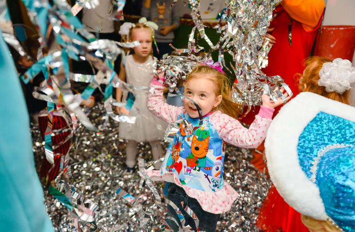 Liedbijlage. Een feest om te zingen. Foto samaraagenstvo feeria Pexels.com